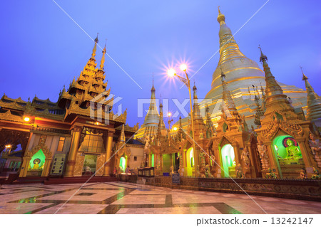 Shwedagon golden pagoda at twilight, Yangon,Myanmar Shwedagon golden pagoda at twilight, Yangon,Myanmar 13242147