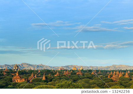 The Temples of bagan at sunrise, Bagan, Myanmar 13242256