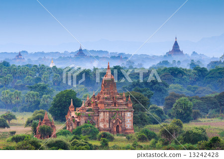 The Temples of bagan at sunrise, Bagan, Myanmar 13242428