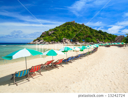 Nangyuan island, Suratthani, Southern of Thailand Nangyuan island, Suratthani, Southern of Thailand 13242724