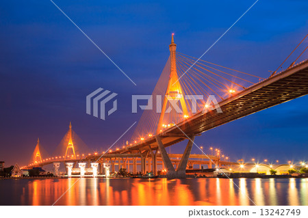 Bhumibol Mega Bridge (Industrial Ring Mega Bridge) at night, Ban 13242749