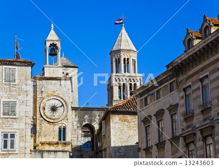 Diocletian palace in Split, Croatia Diocletian palace in Split, Croatia 13243603