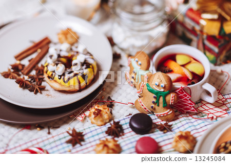 christmas sweets 13245084