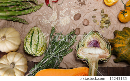 vegetables and spices 13245183