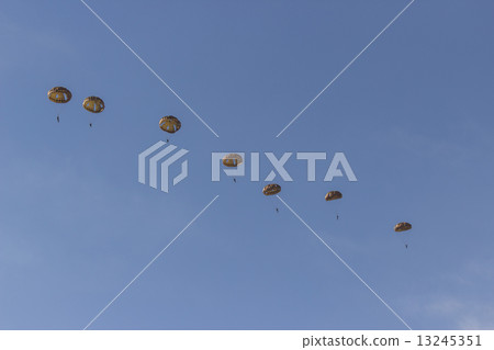 Airborne drop training 13245351