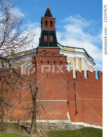 Moscow Kremlin Arsenalnaya Tower  2011 13247675