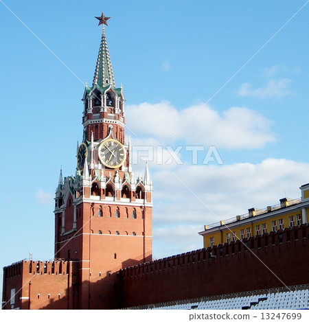 Moscow Kremlin Spasskaya Tower May 2011 13247699