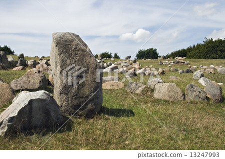Stone viking graves 13247993