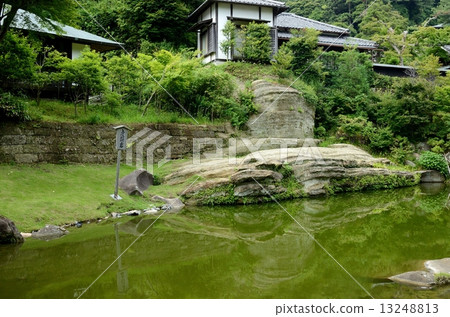 Amago-ji, Myoko pond and tiger head rock 13248813