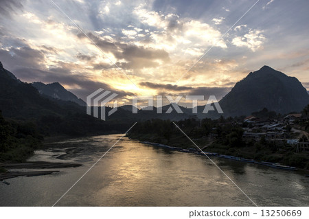 Sunset of Namu river of Laos non-cow 13250669