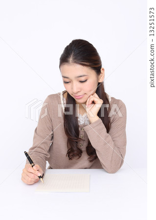 寫信的女人 13251573