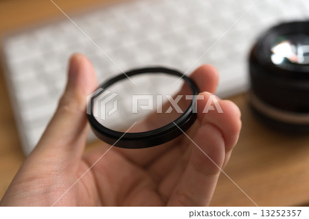 Lens filter Lens filter 13252357