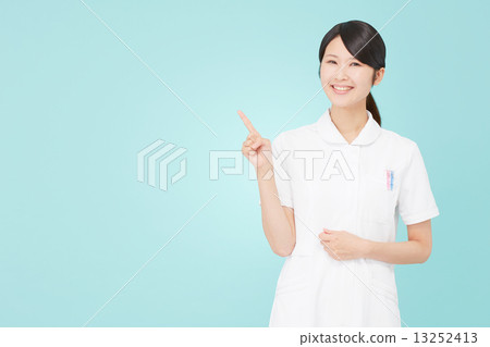 指著護士 13252413