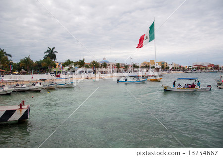 普拉亞德爾卡曼港口1 13254667