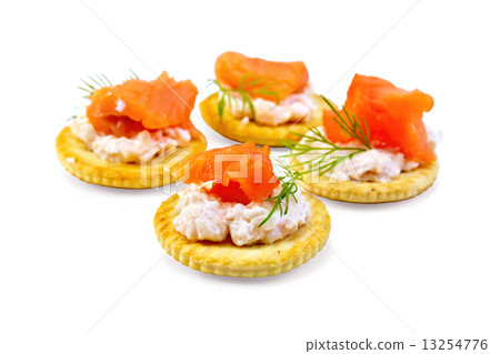 Cracker with cream and salmon 13254776