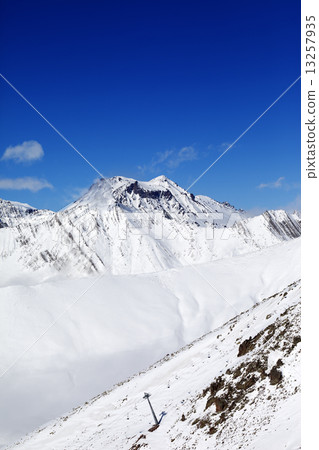 Winter mount at sunshine day 13257935