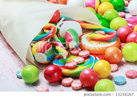 sweets and chewing gum 13258167