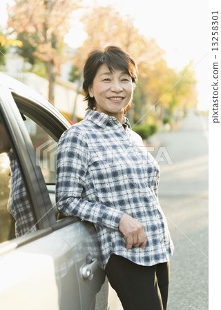 Senior mountaineering Senior mountaineering 13258301