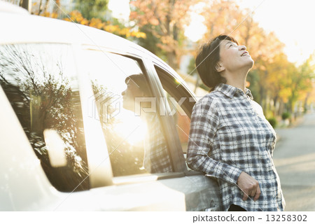 Senior mountaineering Senior mountaineering 13258302