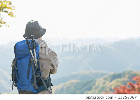 Senior mountaineering 13258367