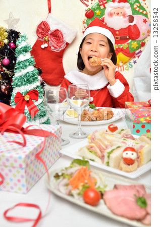 Santa Claus costume girls eating chicken 13258542