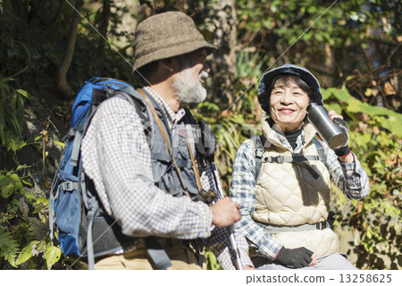 Senior mountaineering 13258625