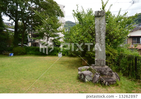 Stone monument of "Siebold's house trace" (Siebold's house trace / Narutaki, Nagasaki City, Nagasaki Prefecture) 13262897