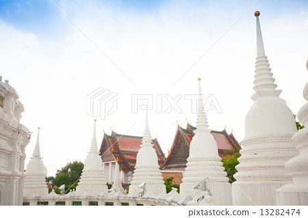 Temple in Bangkok, Thailand Temple in Bangkok, Thailand 13282474