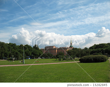 Campus Martius, view of the Mikhailovsky (Engineers') Castle. St. Petersburg Campus Martius, view of the Mikhailovsky (Engineers') Castle. St. Petersburg 13282845