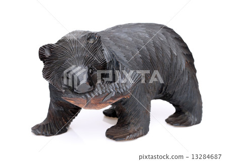 Wood carved bear 13284687