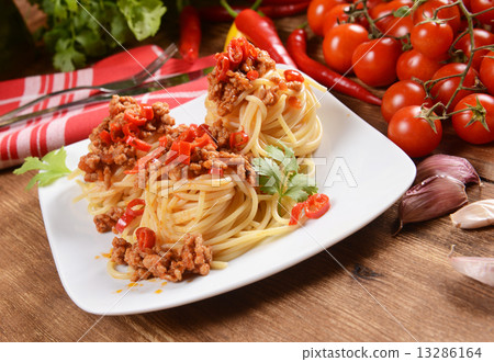 spaghetti spaghetti 13286164