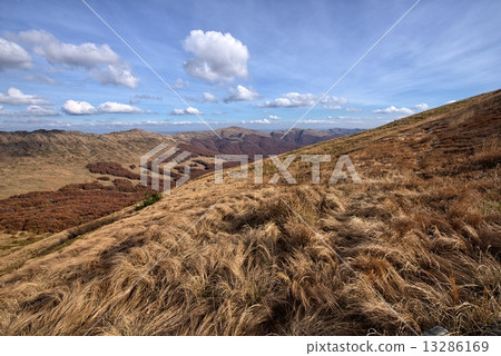 autumn mountains 13286169