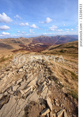 autumn mountains 13286433