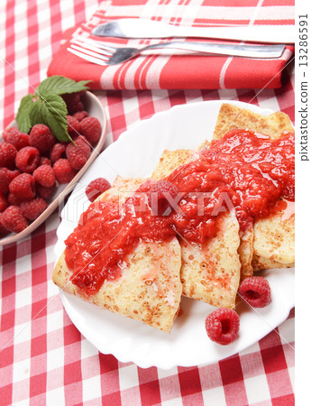 pancakes pancakes 13286591