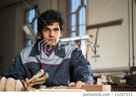 Carpenter at work 13287151