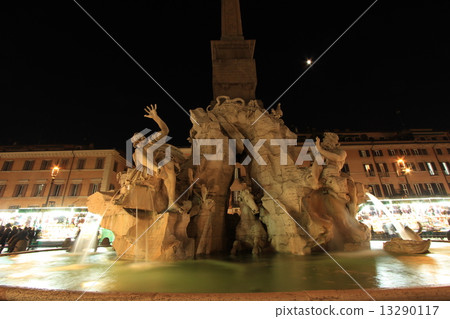 Rome Piazza Navona by night I 13290117