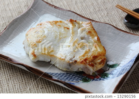 箭魚牛排 13290156