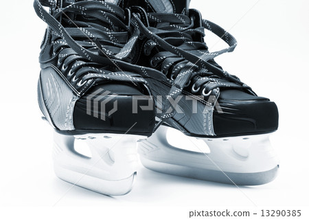 new and modern skates 13290385