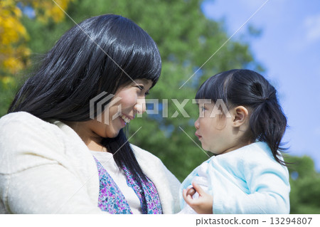Mother who lets her daughter 13294807