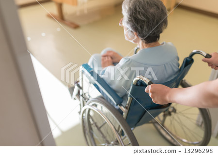 Senior and nurse 13296298