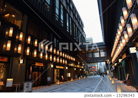 Naka-dori of Koledo Muromachi 13296343