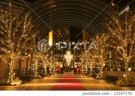 Ebisu Garden Place Christmas Light Up Chandelier Shumen 13297170