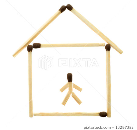 Small house laid out from matches 13297382