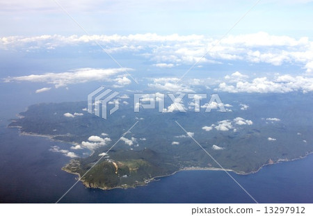 Kameda半島的Eseyama海角和Keiyama在夏末位於Hidaka Oshima半島的南端 Kameda半島的Eseyama海角和Keiyama在夏末位於Hidaka Oshima半島的南端 13297912