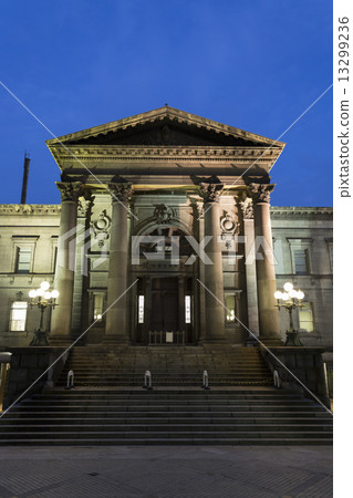 Nakanoshima Library Osaka Prefecture Night view Nakanoshima Library Osaka Prefecture Night view 13299236