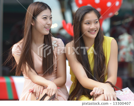 Festival Shopping 13300407