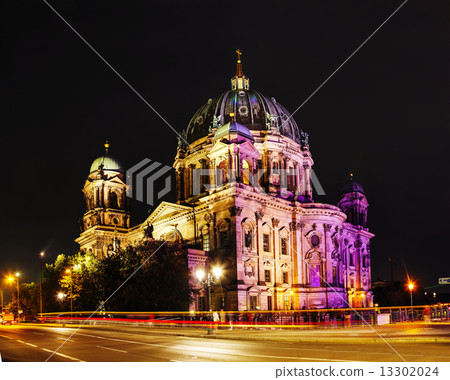 Berliner Dom overview Berliner Dom overview 13302024