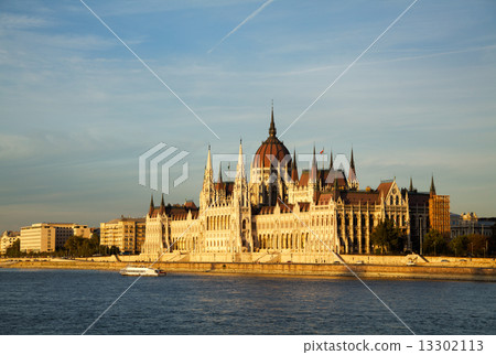 Hungarian Parliament building in Budapest 13302113