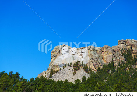 Mount Rushmore monument in South Dakota 13302163