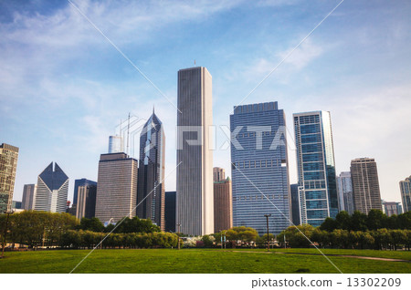 Downtown Chicago, IL in the morning 13302209